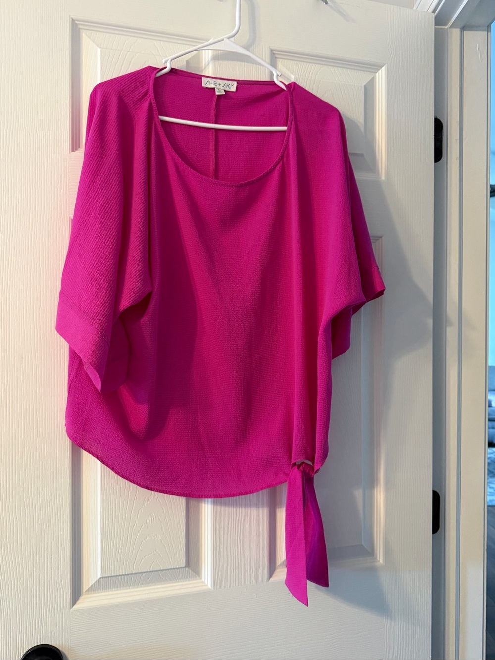 She + Sky Scoop Neck Tie-Hem Blouse - Hot Pink